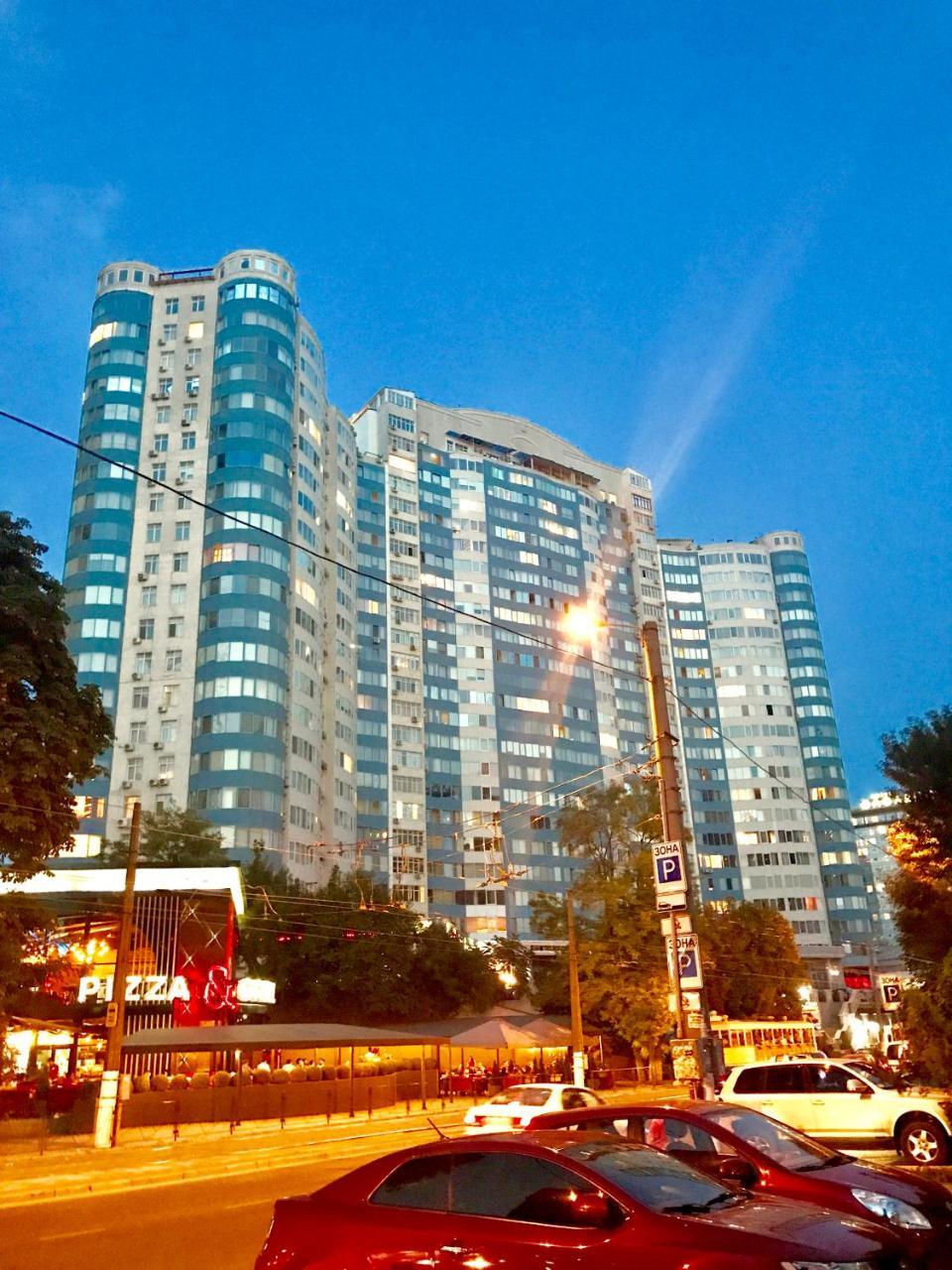 Apartment Henuezka 5 โอเดสซา ภายนอก รูปภาพ